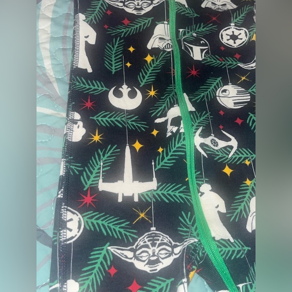 • Kids Star Wars™ Long John Pajama Set - Picture 3 of 6